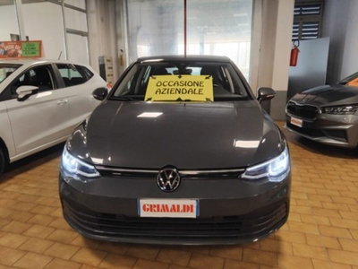 Volkswagen Golf 1.0 eTSI EVO DSG Life (3)