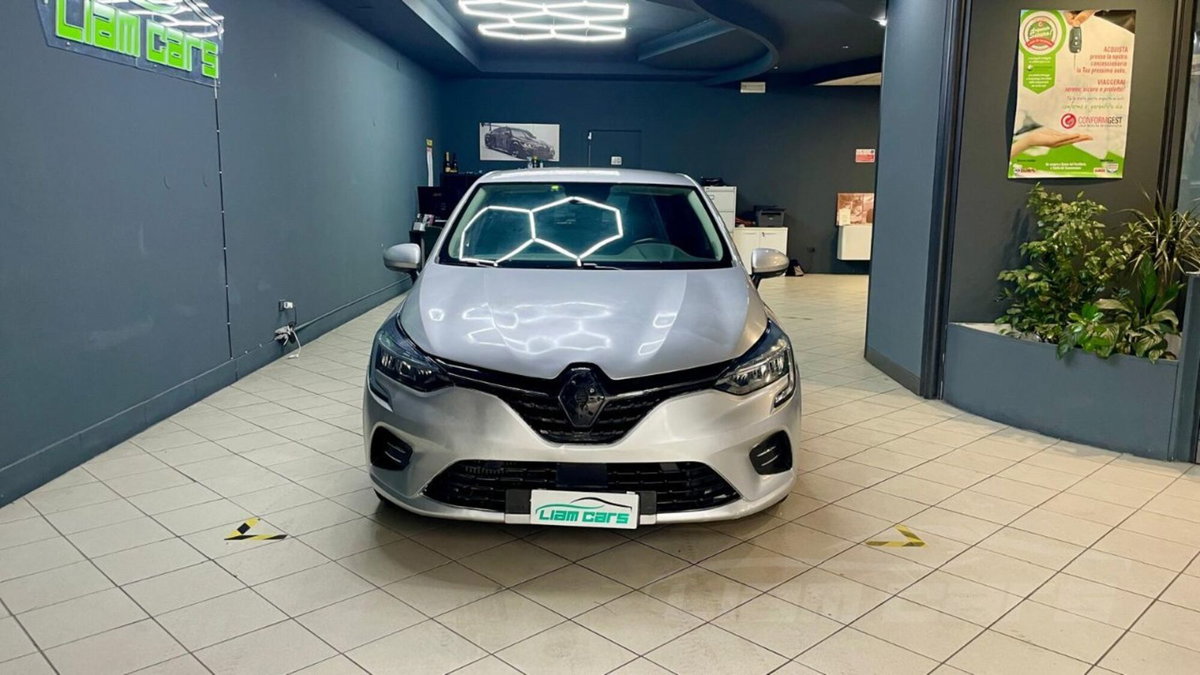 Renault Clio TCe 90 CV 5 porte Business (2)