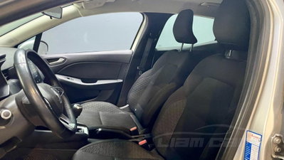 Renault Clio TCe 90 CV 5 porte Business (8)