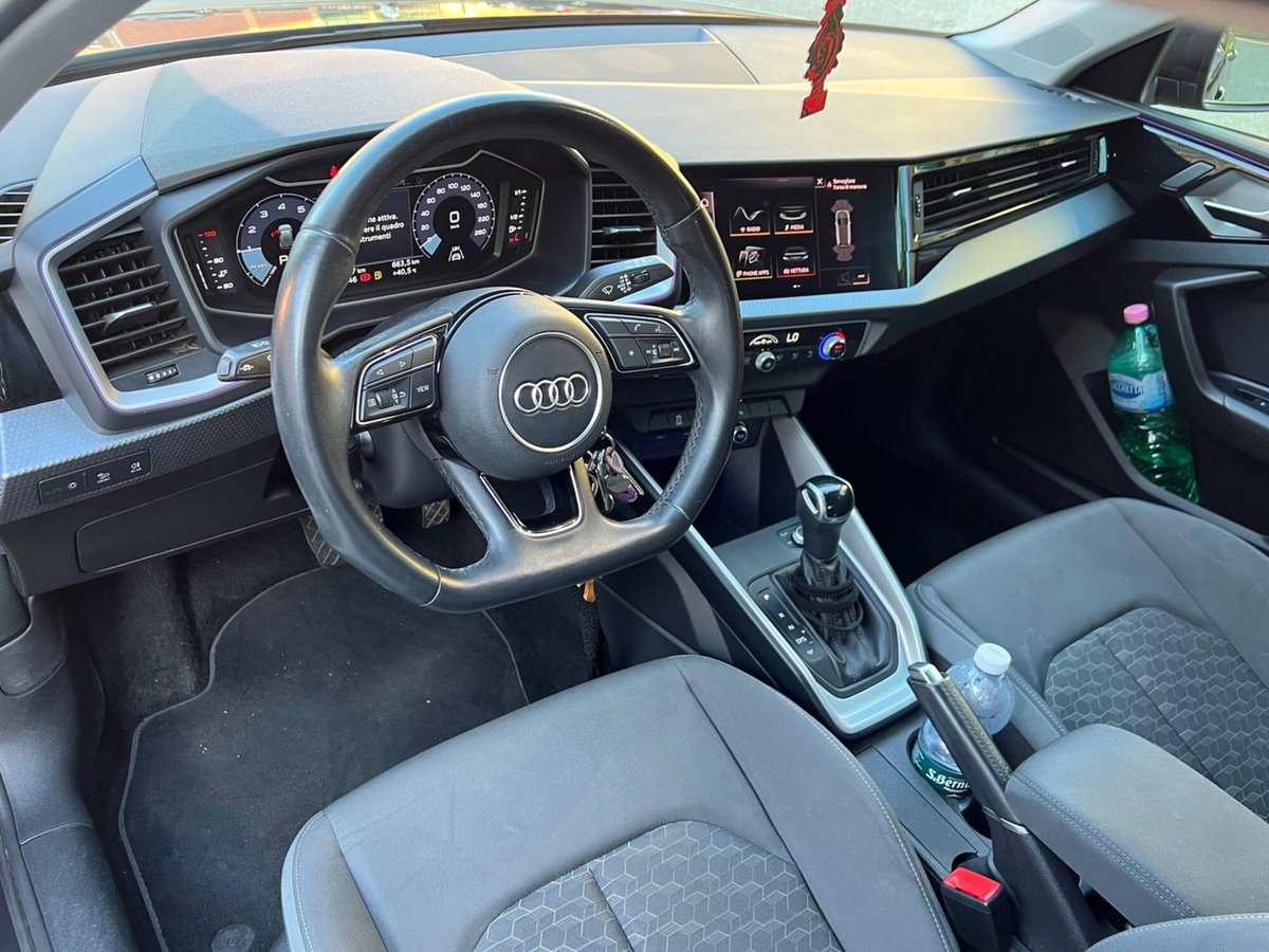 Audi A1 Sportback 30 TFSI S line edition (11)