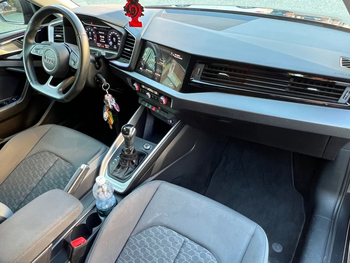 Audi A1 Sportback 30 TFSI S line edition (13)