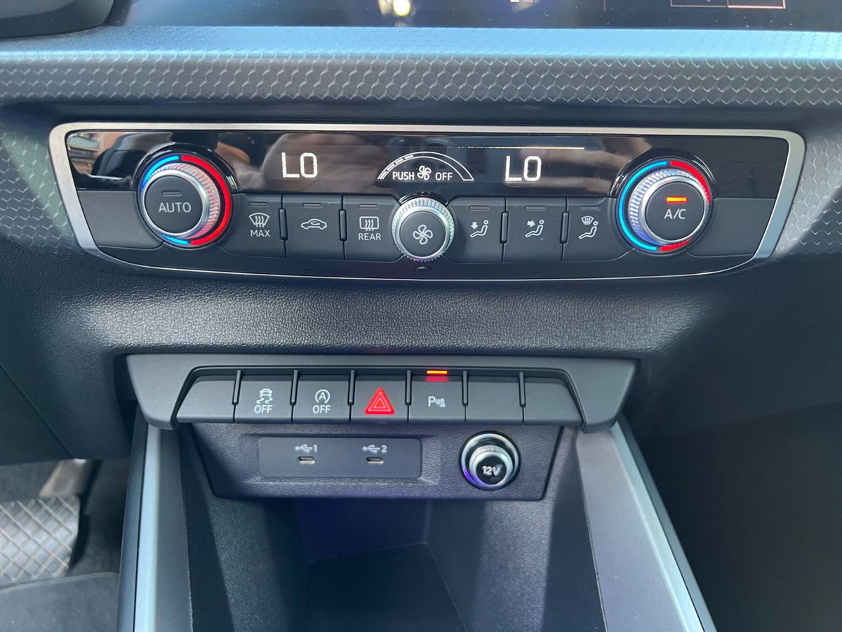 Audi A1 Sportback 30 TFSI S line edition (18)