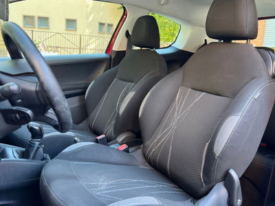 Peugeot 208 68 3 porte Access (12)