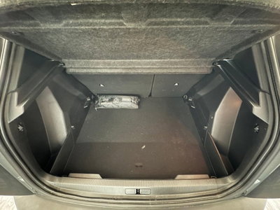 Peugeot 2008 1.2 puretech Allure s&s 100cv (19)