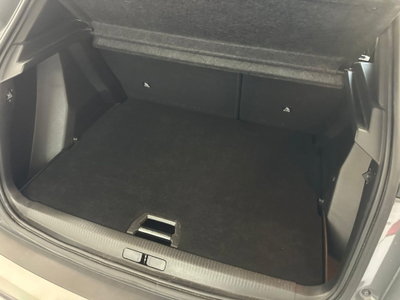 Peugeot 2008 1.2 puretech Allure s&s 100cv (20)