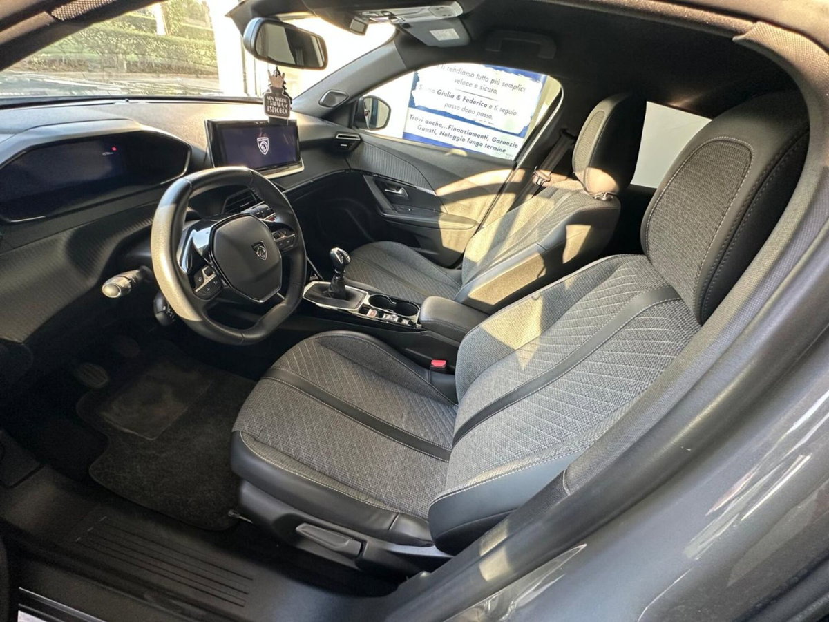 Peugeot 2008 1.2 puretech Allure s&s 100cv (6)