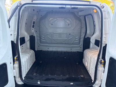 Fiat Fiorino Furgone cargo 1.3 mjt 95cv SX (5)