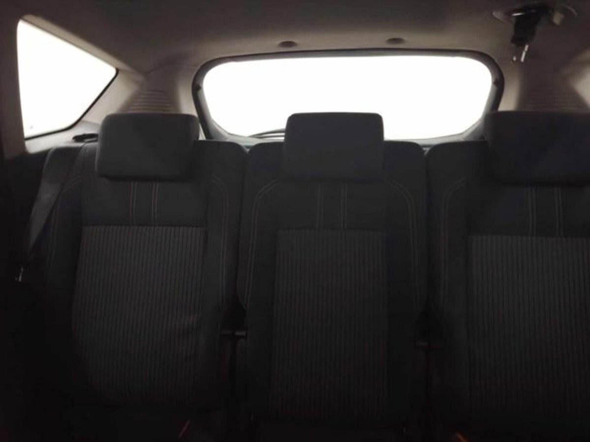 Ford C-Max 1.6 TDCi 115CV Titanium (7)