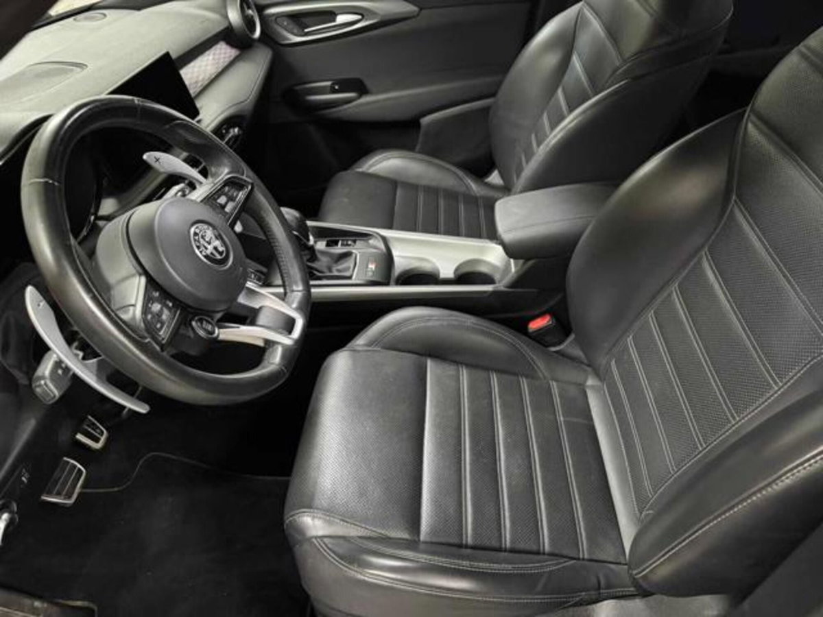 Alfa Romeo Tonale Tonale 1.5 160 CV MHEV TCT7 Edizione Speciale (11)