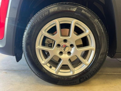 Jeep Renegade 1.5 Turbo T4 MHEV Limited (10)