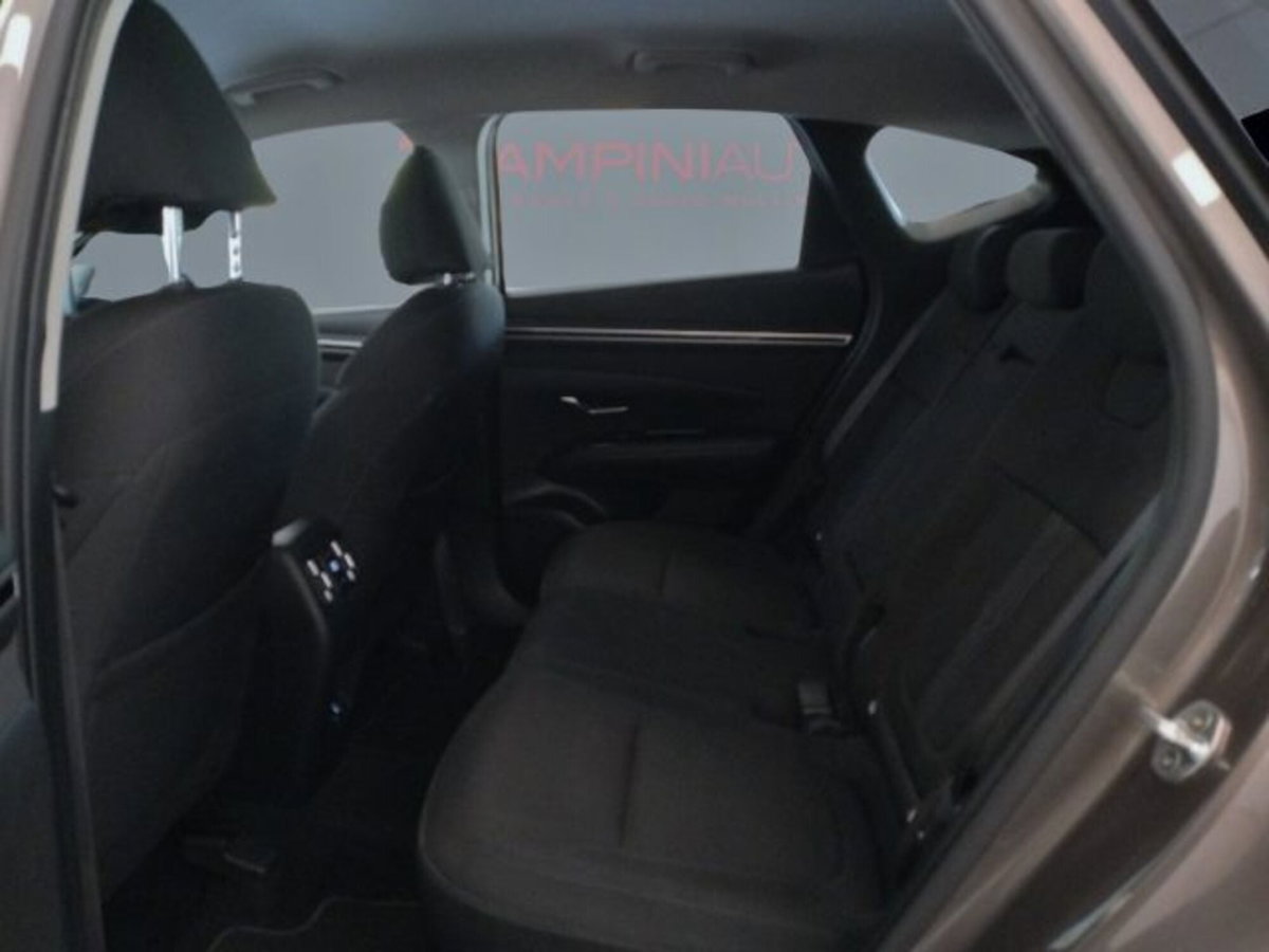 Hyundai Tucson 1.6 CRDi XLine (16)