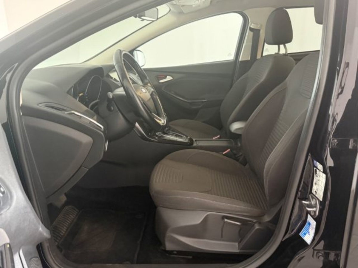 Ford Focus Station Wagon 1.5 TDCi 120 CV Start&Stop SW Titanium X (10)