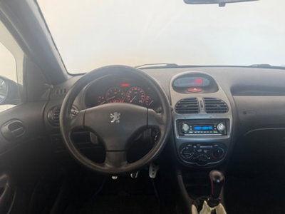 Peugeot 206 3p. XT (10)
