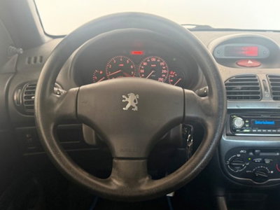 Peugeot 206 3p. XT (11)