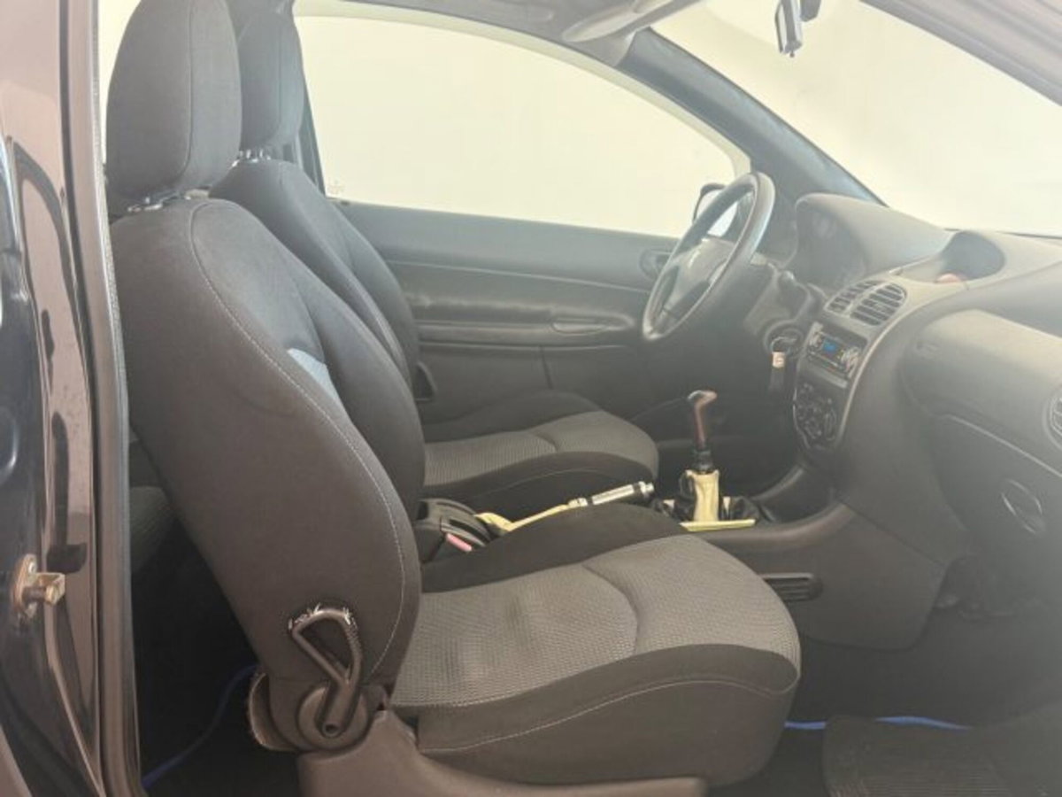 Peugeot 206 3p. XT (15)