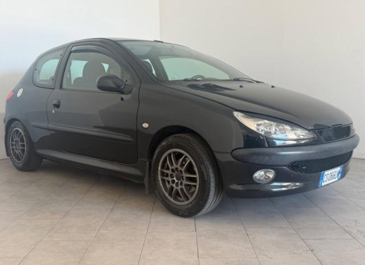 Peugeot 206 3p. XT (3)