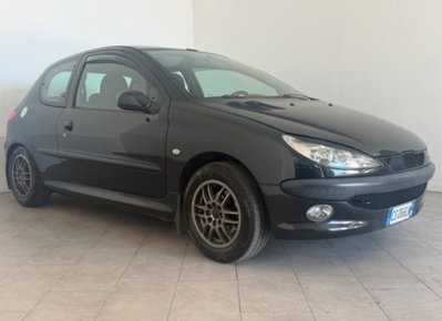 Peugeot 206 3p. XT (3)