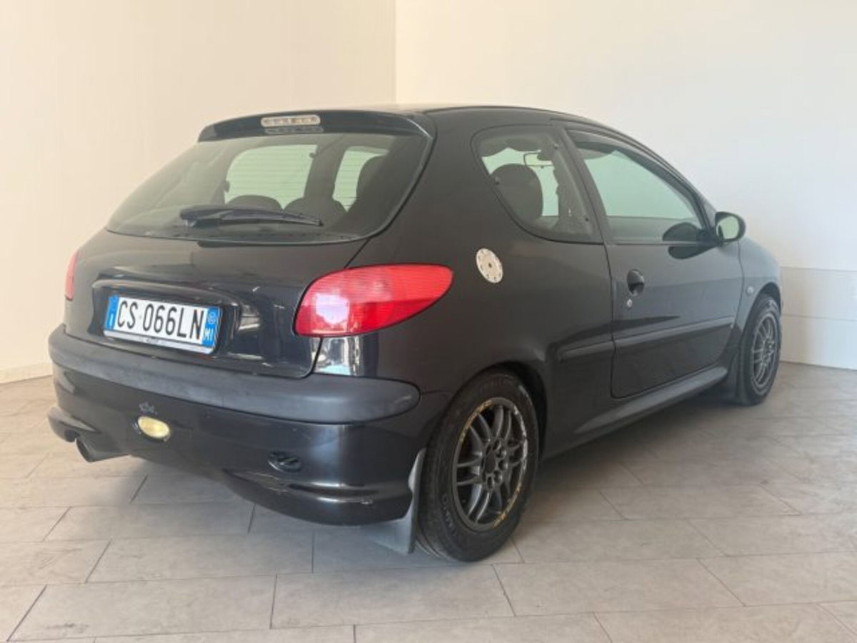 Peugeot 206 3p. XT (5)