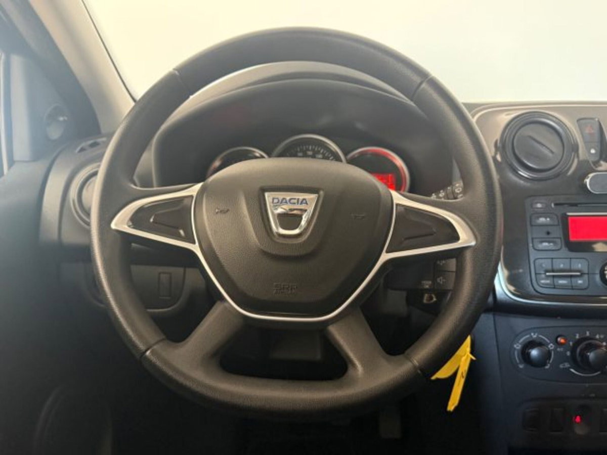 Dacia Sandero 1.0 SCe 12V 75CV Lauréate (9)
