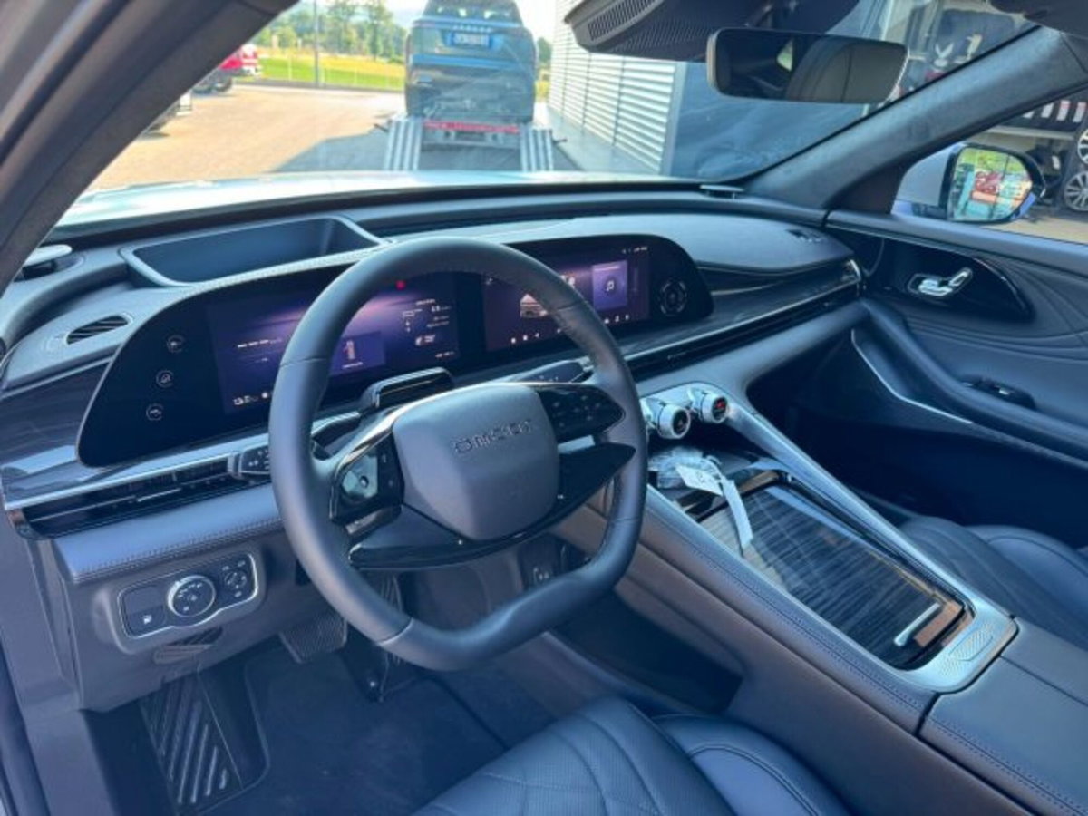 Omoda Omoda 9 SHS-P 1.5 tgdi phev Black Knight i-awd (14)