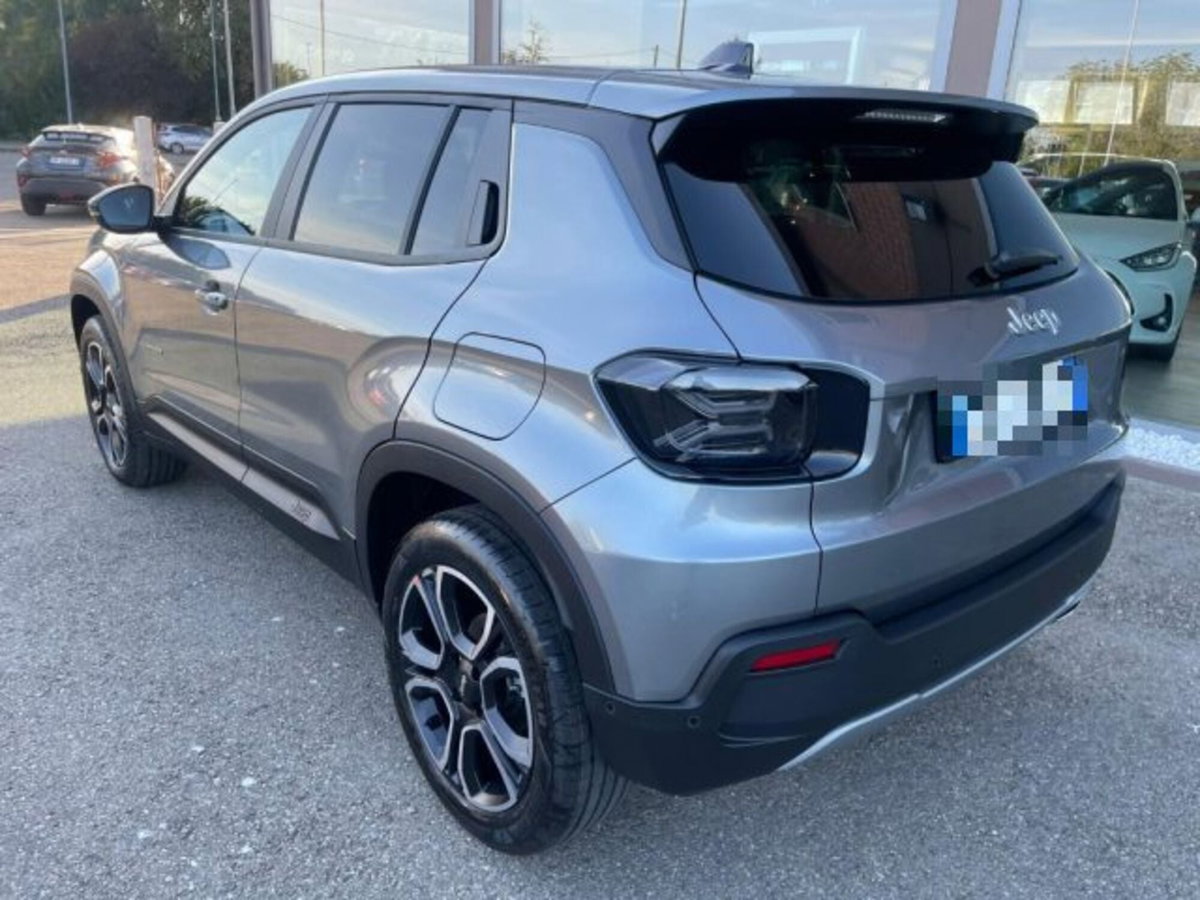 Jeep Avenger 1.2 turbo Summit fwd 100cv (10)