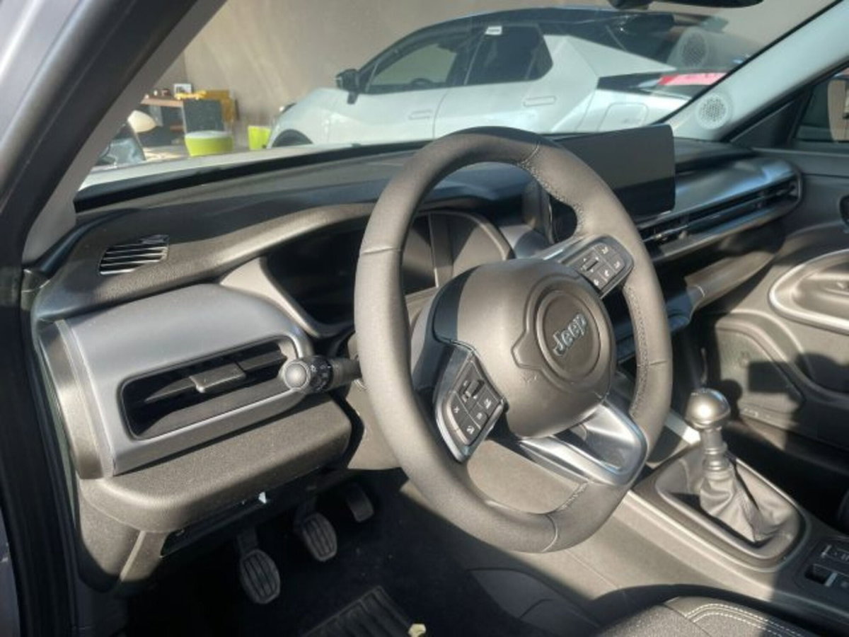 Jeep Avenger 1.2 turbo Summit fwd 100cv (14)