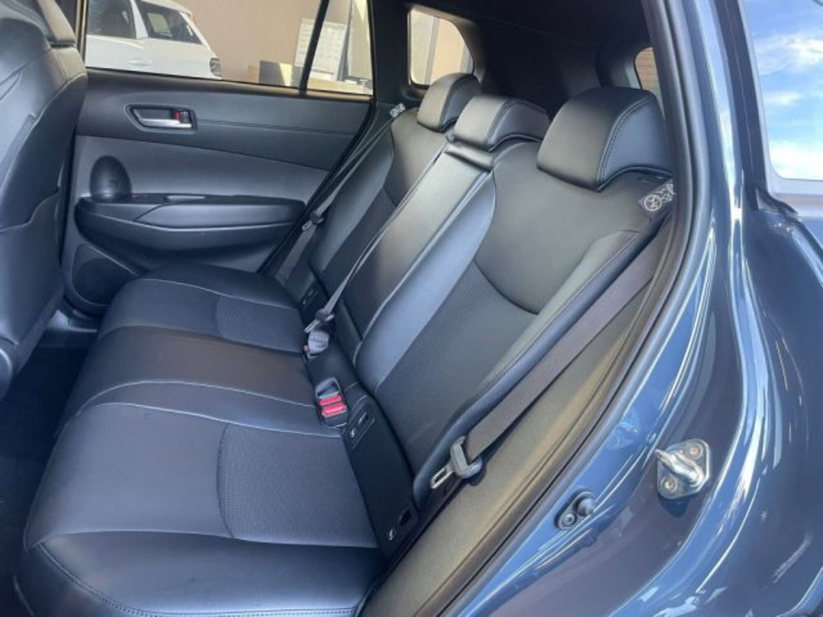 Toyota Corolla Cross Hybrid 2.0 Hybrid 197 CV E-CVT Lounge Light (8)