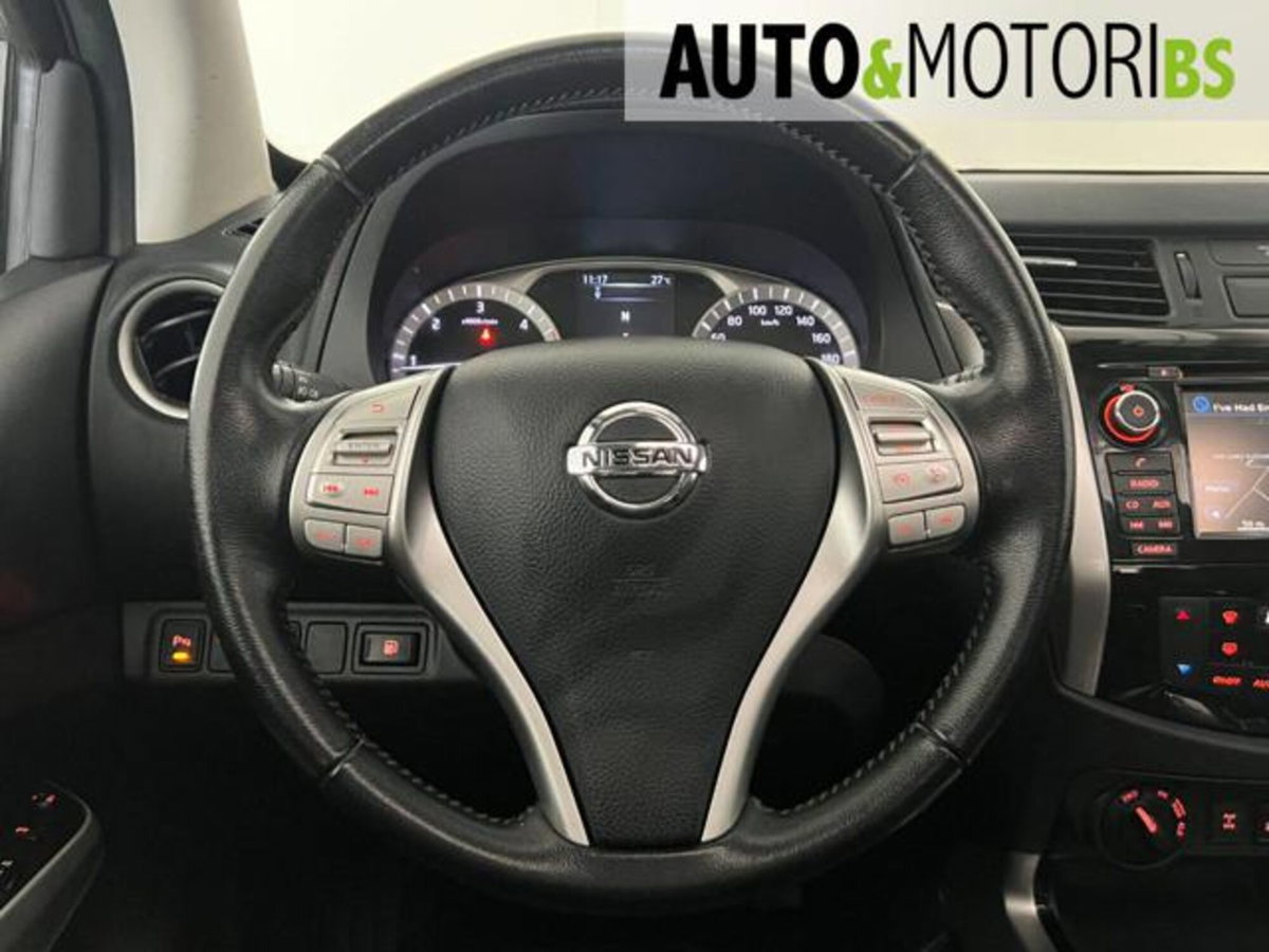 Nissan Navara 2.3 dCi 190 CV 4WD Double Cab Tekna (11)