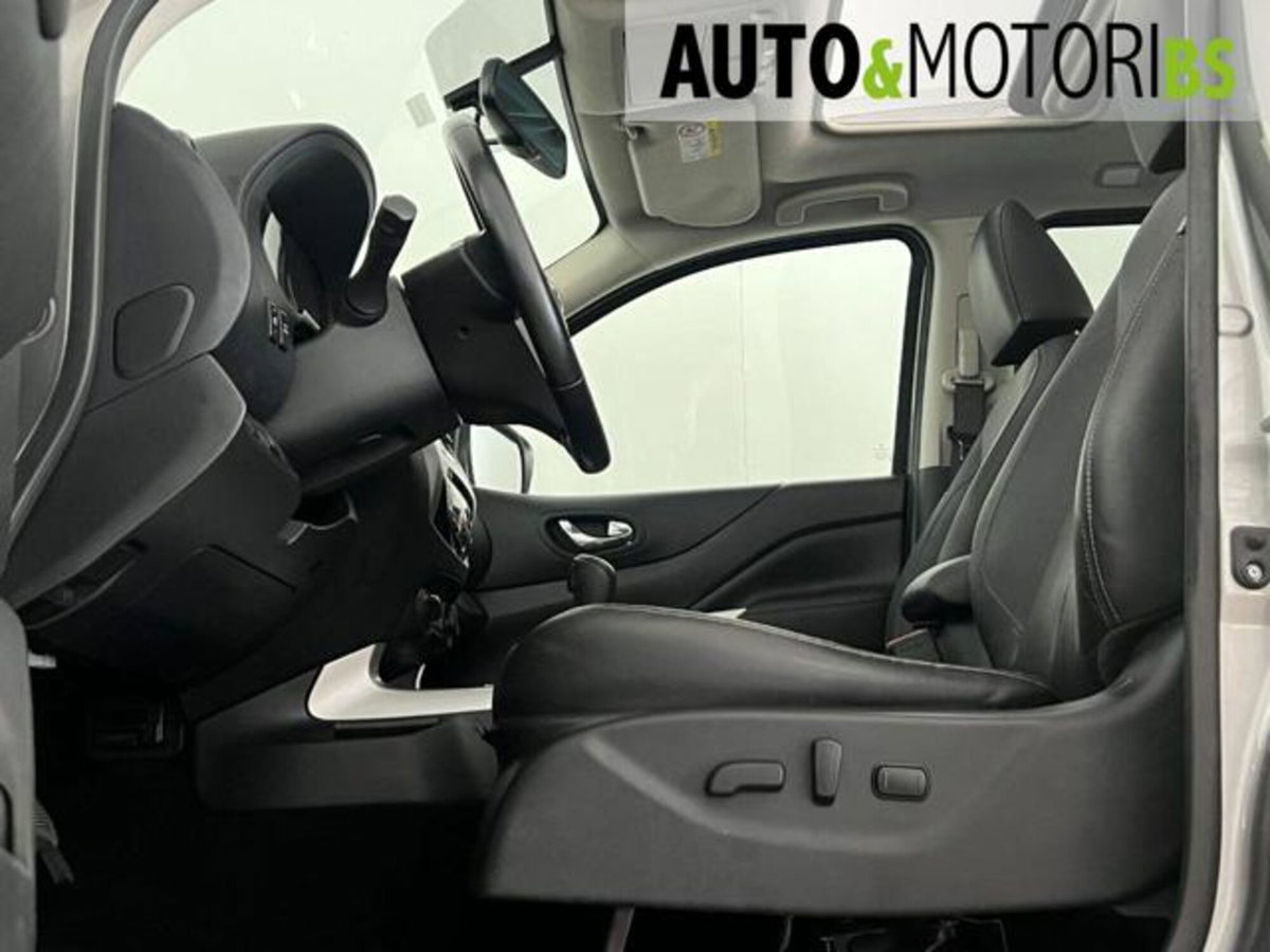 Nissan Navara 2.3 dCi 190 CV 4WD Double Cab Tekna (9)