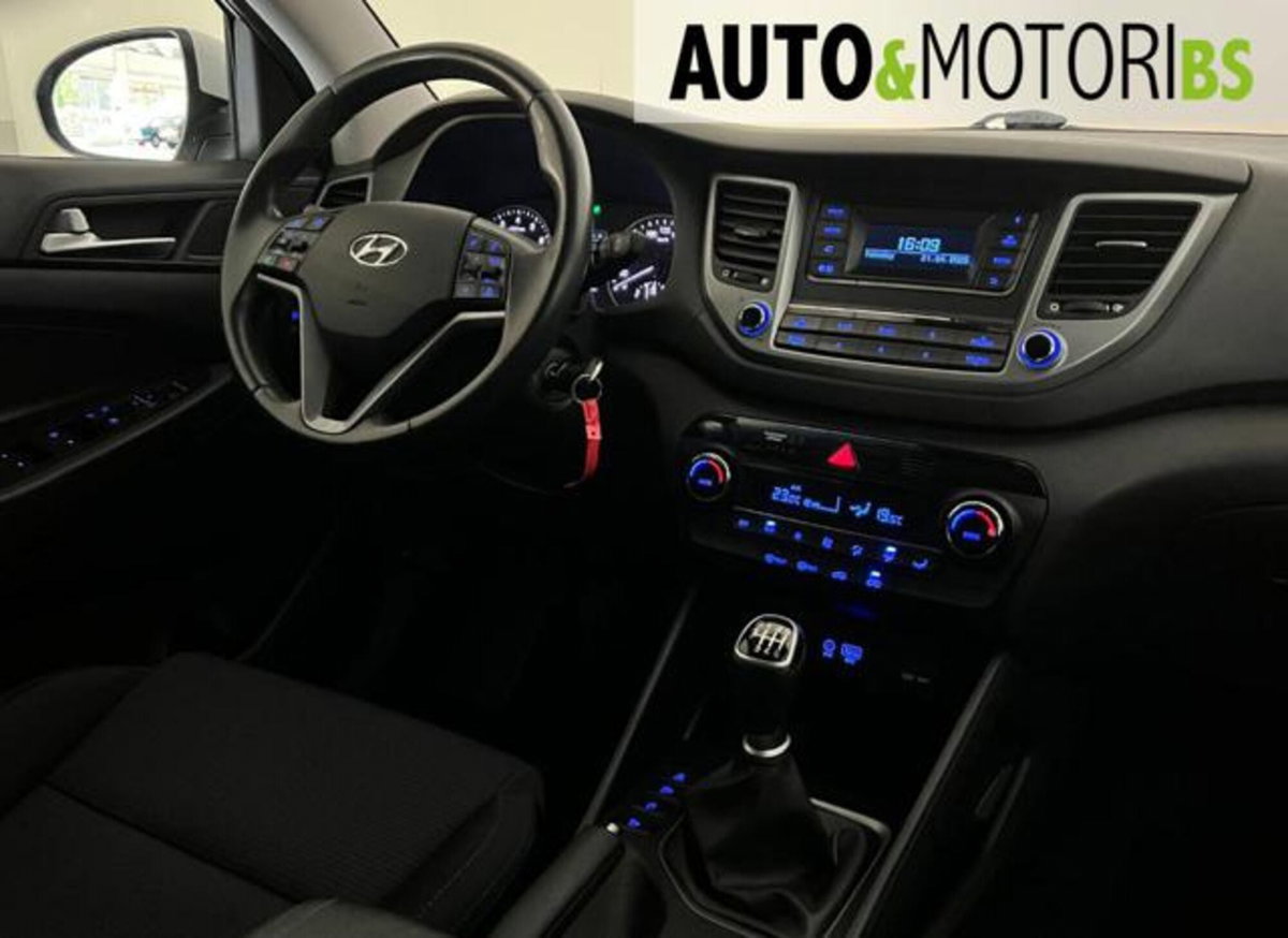 Hyundai Tucson 1.6 GDI Comfort (16)