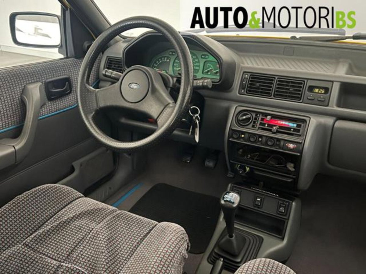 Ford Fiesta 1.6i 3 porte XR2 (16)