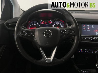 Opel Crossland X 1.2 12V Advance (11)