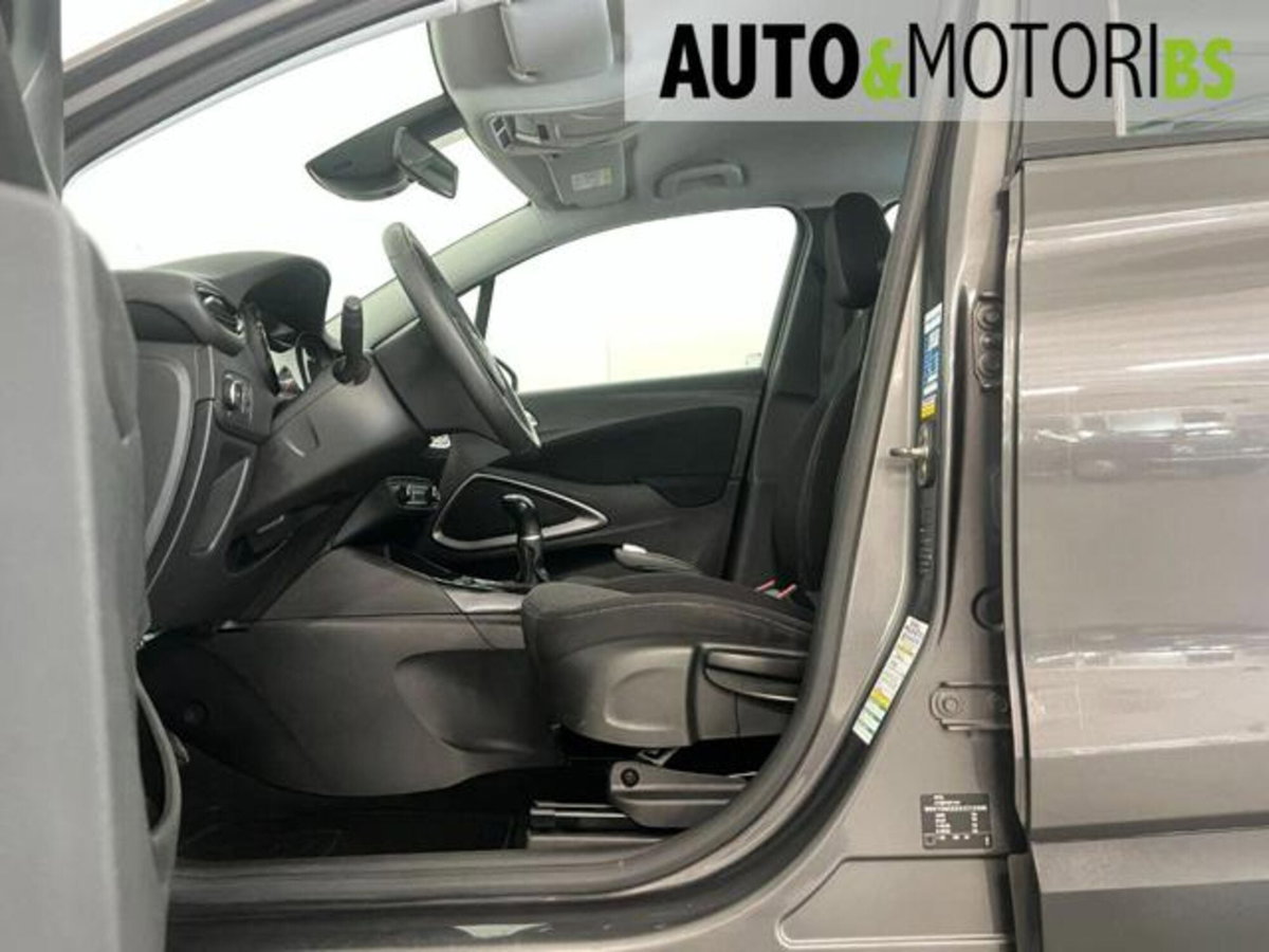 Opel Crossland X 1.2 12V Advance (9)