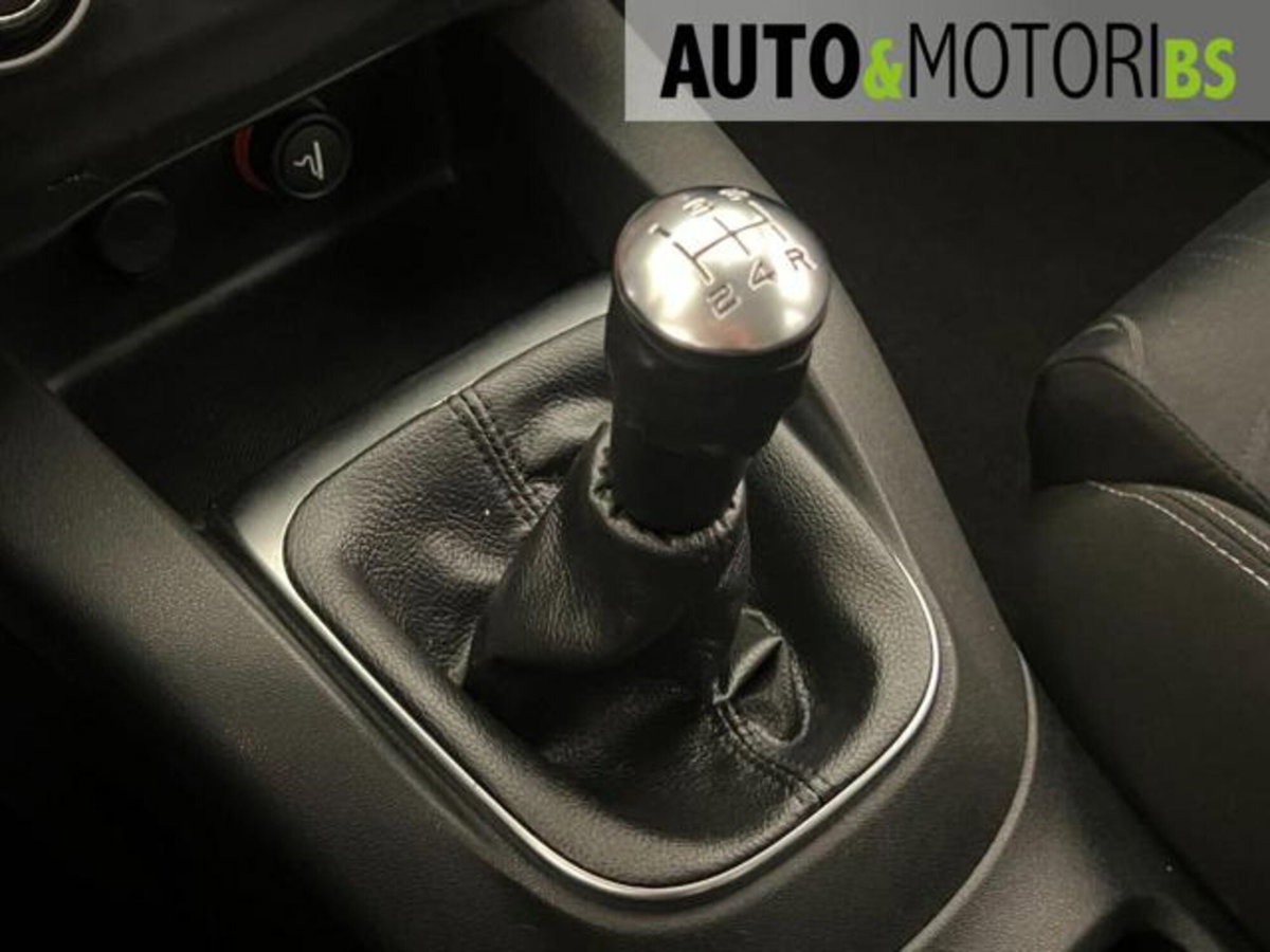 Citroen C4 1.6 VTi 120 GPL airdream Attraction (15)