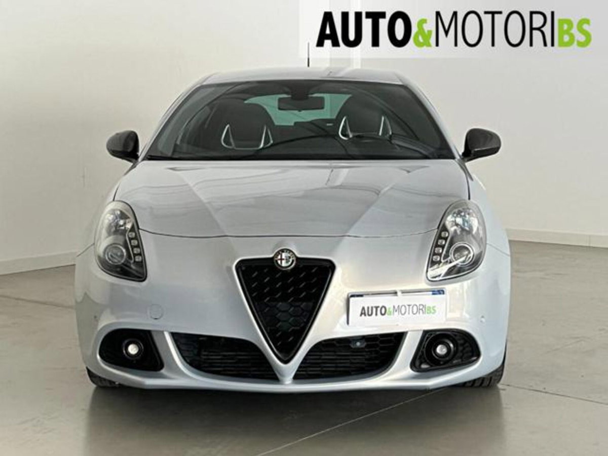 Alfa Romeo Giulietta 1750 Turbo Quadrifoglio Verde 240cv tct (2)