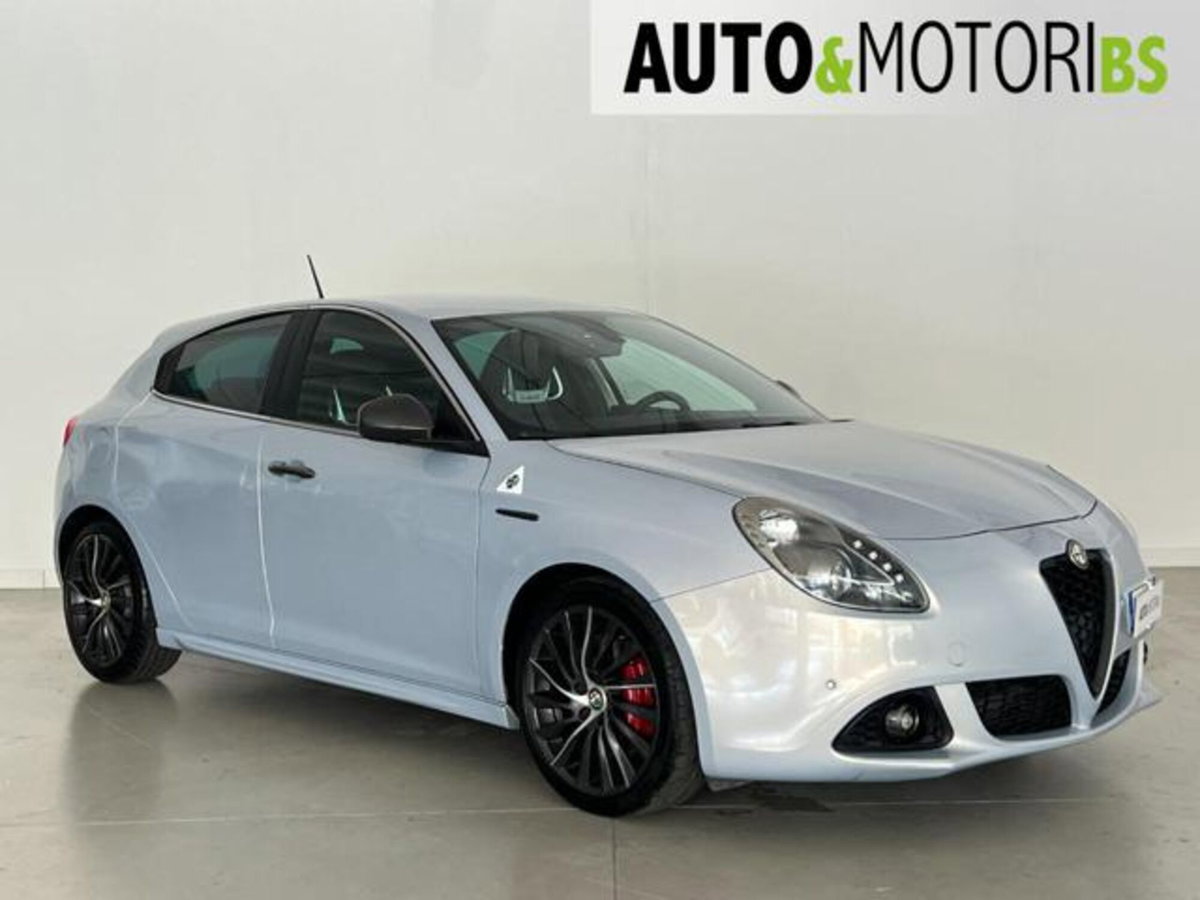Alfa Romeo Giulietta 1750 Turbo Quadrifoglio Verde 240cv tct (3)