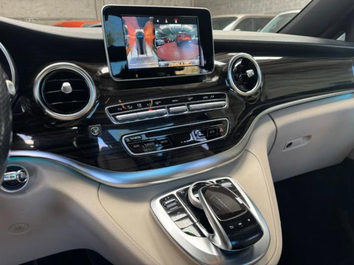 Mercedes-Benz Classe V 220 d Automatic Exclusive Long (16)