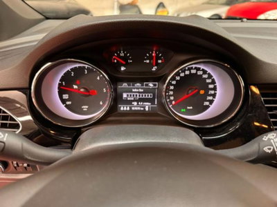 Opel Astra 1.6 CDTi 136CV Start&Stop 5 porte Dynamic (8)