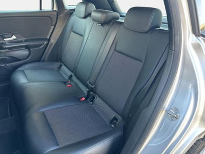 Mercedes-Benz GLA SUV 200 d Business Extra auto (13)