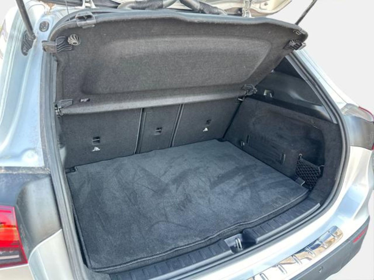 Mercedes-Benz GLA SUV 200 d Business Extra auto (14)
