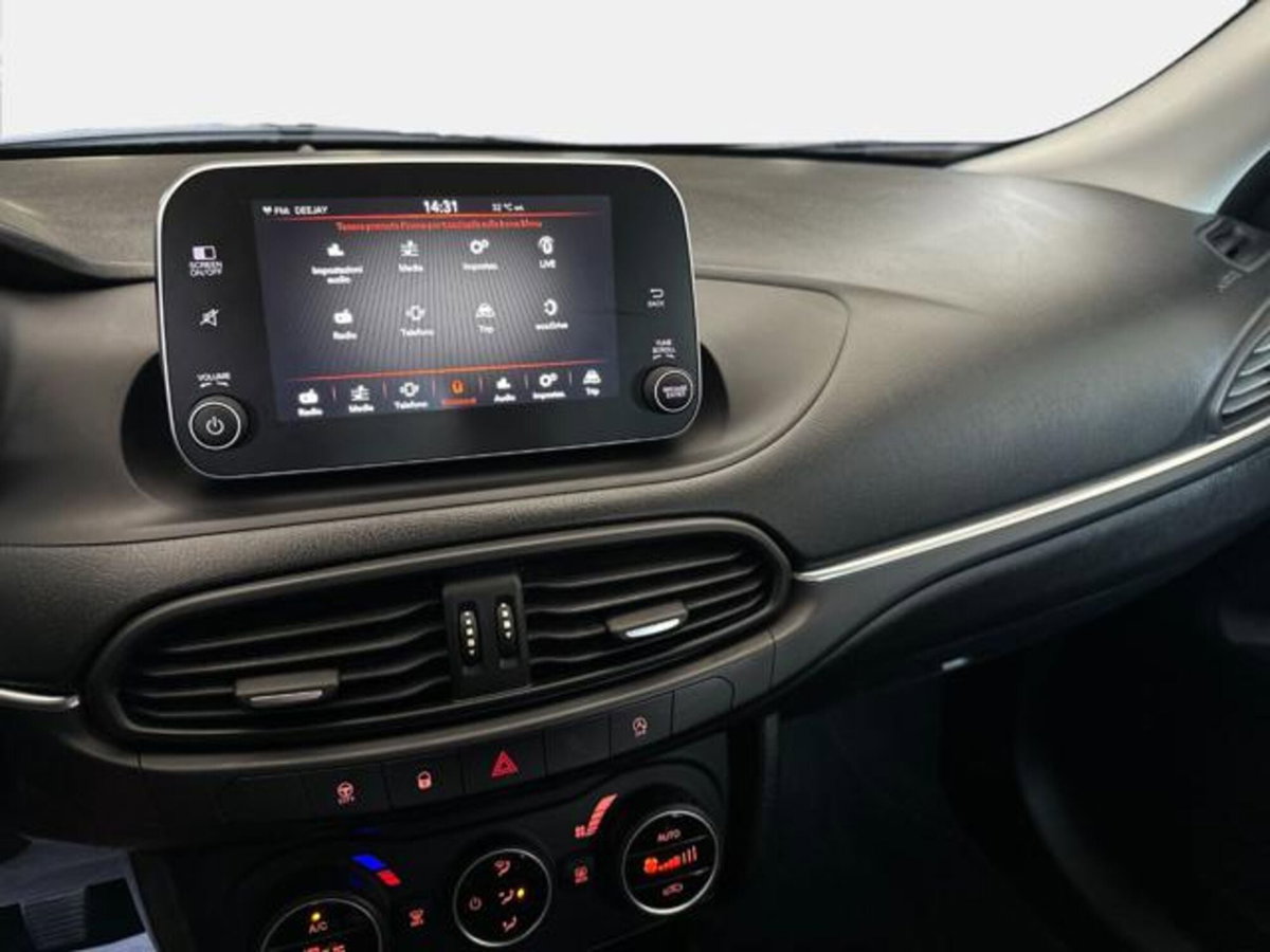 Fiat Tipo Station Wagon Tipo 1.3 Mjt S&S SW Lounge (10)