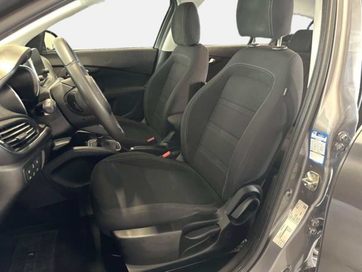Fiat Tipo Station Wagon Tipo 1.3 Mjt S&S SW Lounge (12)