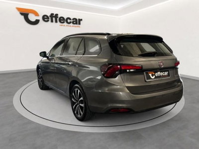 Fiat Tipo Station Wagon Tipo 1.3 Mjt S&S SW Lounge (4)