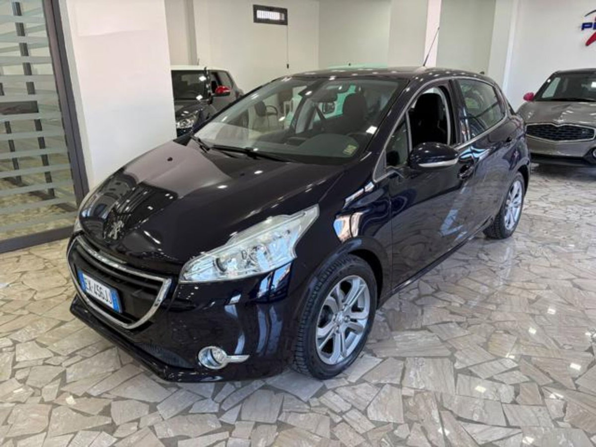 Peugeot 208 82 5 porte Access (3)