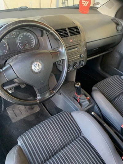 Volkswagen Polo 1.4/69CV TDI 5p. Comfortline (7)