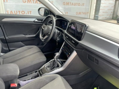 Volkswagen T-Roc 1.5 tsi R-Line dsg (13)