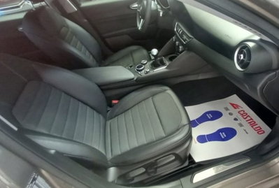 Alfa Romeo Giulia 2.2 Turbodiesel 180 CV Super (8)
