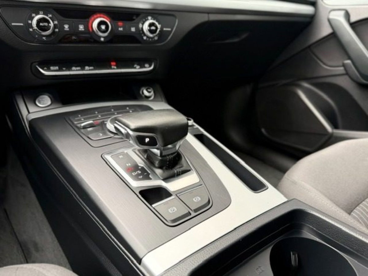 Audi Q5 2.0 TDI 190 CV quattro S tronic Sport (11)