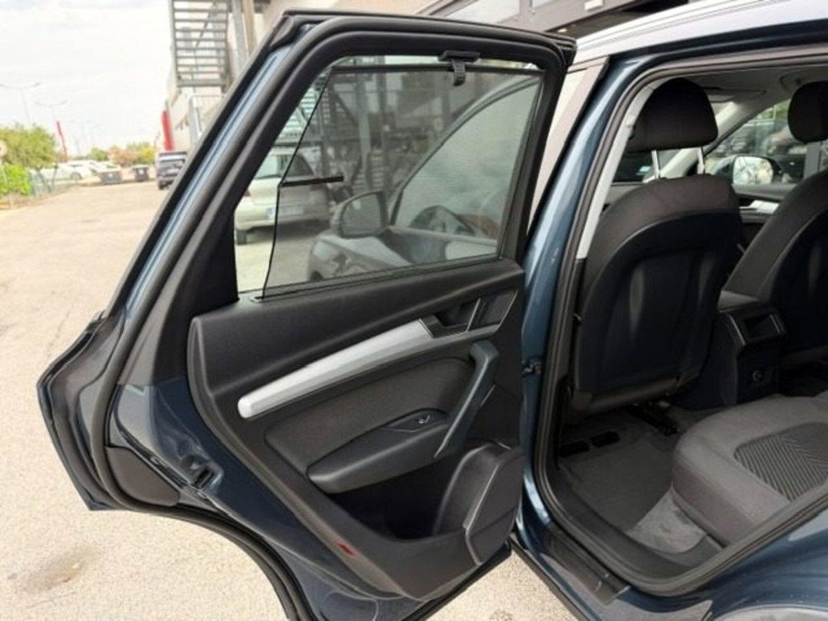 Audi Q5 2.0 TDI 190 CV quattro S tronic Sport (17)