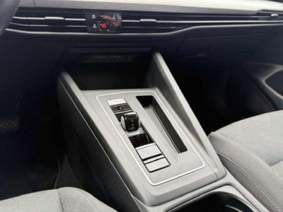 Volkswagen Golf Variant 2.0 TDI SCR DSG Life (10)